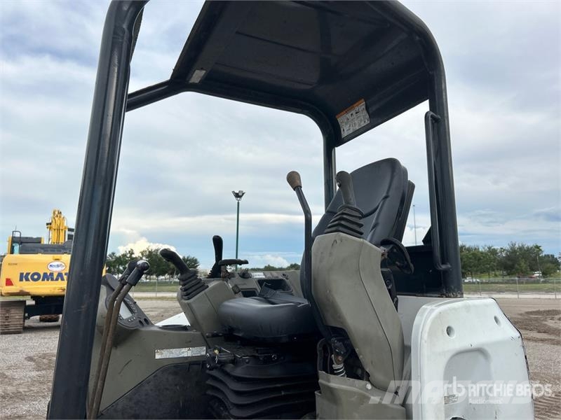 Bobcat E50 Mini Excavator Mini kotrók < 7t