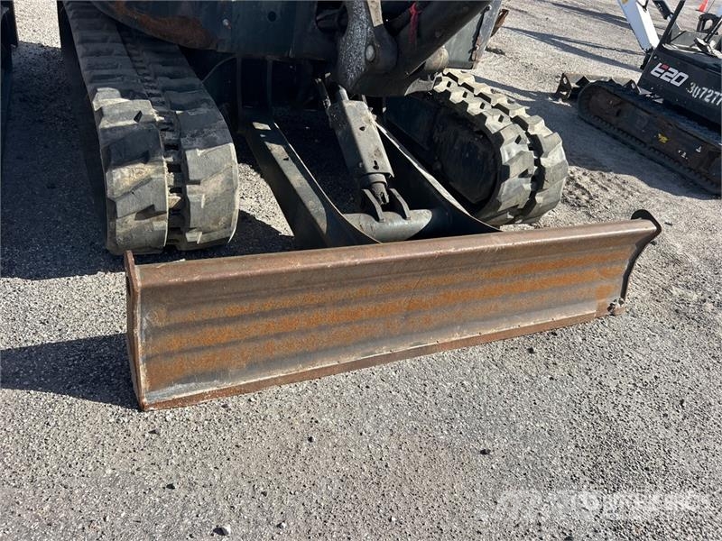 Bobcat E50 Mini Excavator ミニ油圧ショベル 7t以下(ミニユンボ・ミニディガー)