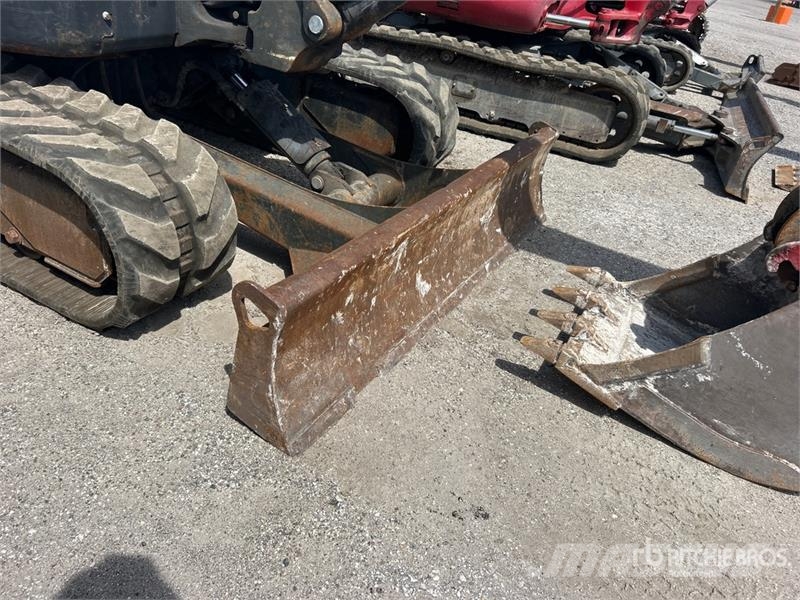 Bobcat E50 Mini Excavator Mini kotrók < 7t