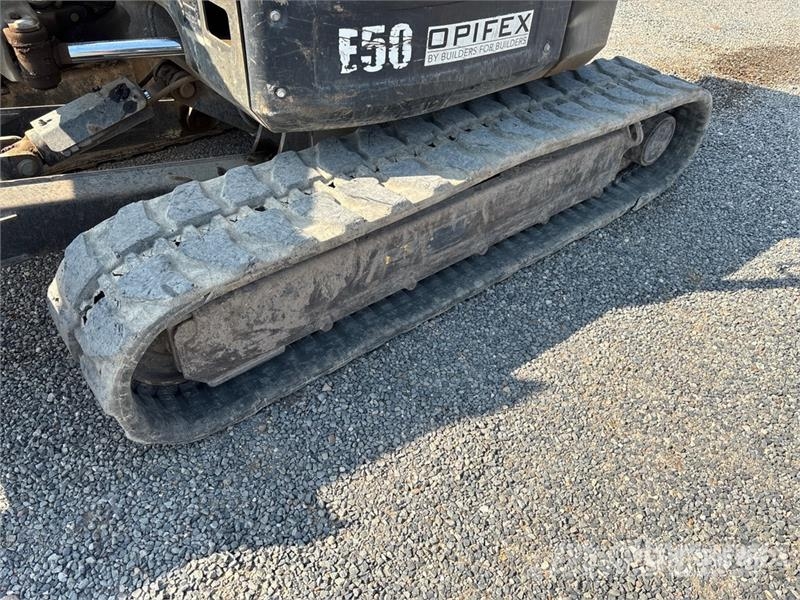 Bobcat E50 Mini Excavator Mini bagri <7t