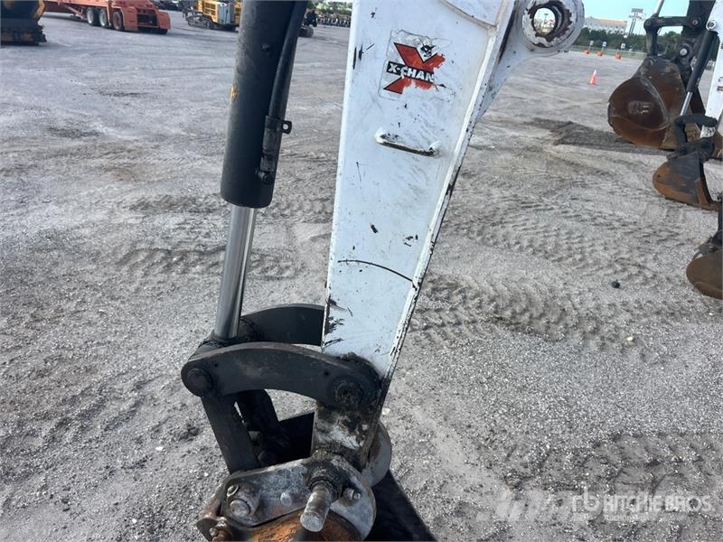 Bobcat E50 Mini Excavator Mini excavators < 7t