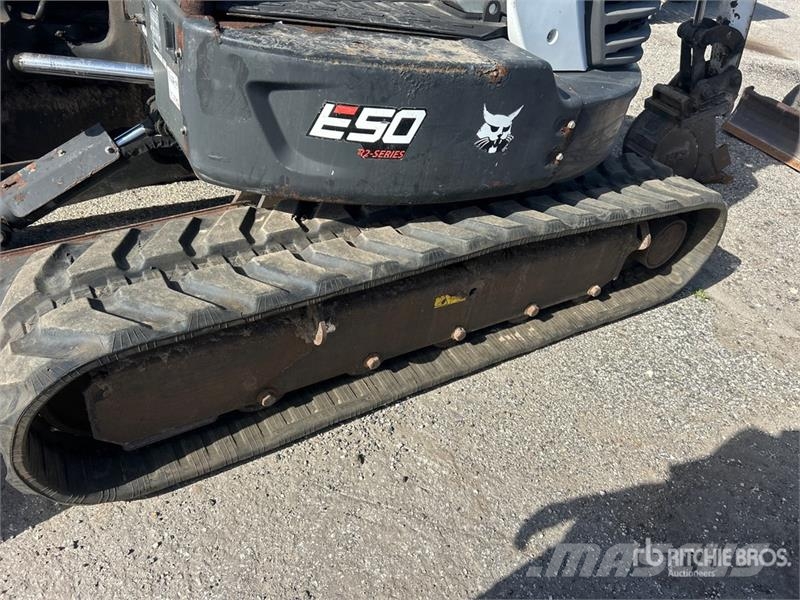 Bobcat E50 Mini Excavator Mini excavators < 7t