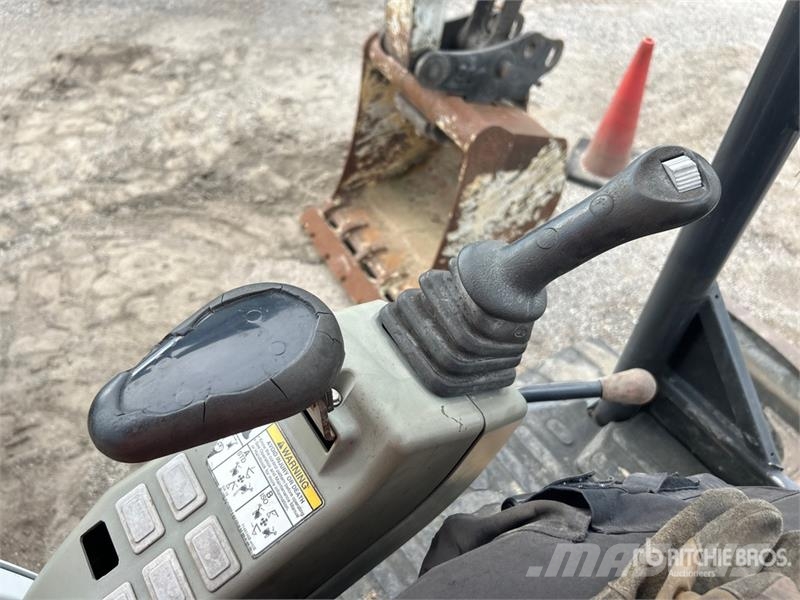 Bobcat E50 Mini Excavator Mini kotrók < 7t