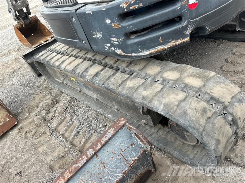 Bobcat E50 Mini Excavator Mini kotrók < 7t