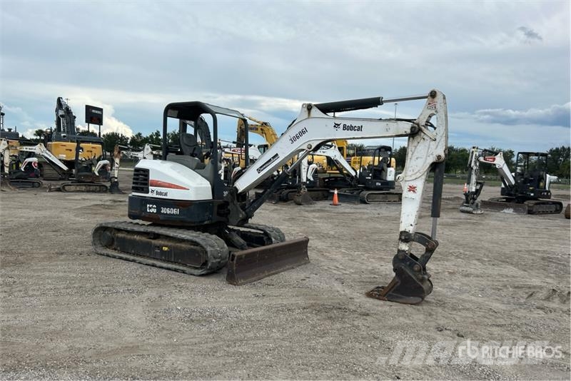 Bobcat E50 Mini Excavator Minikaivukoneet < 7t