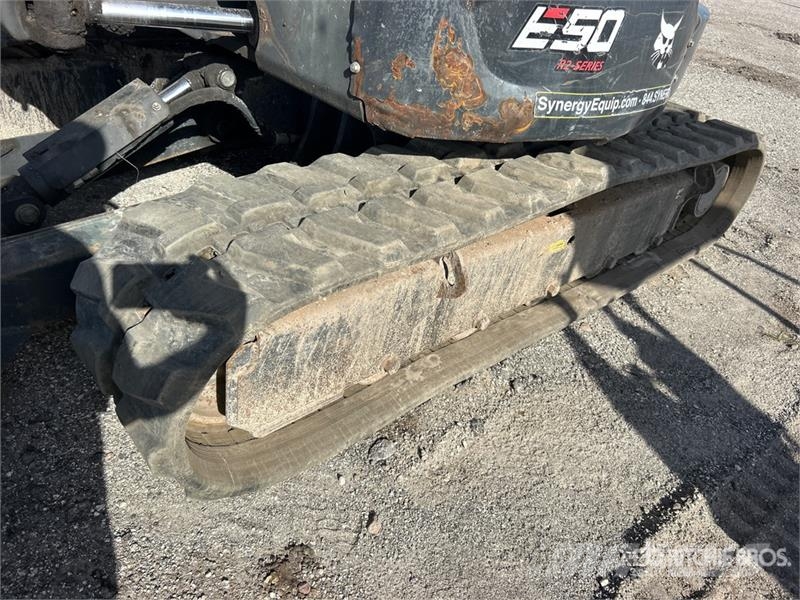 Bobcat E50 Mini Excavator ミニ油圧ショベル 7t以下(ミニユンボ・ミニディガー)