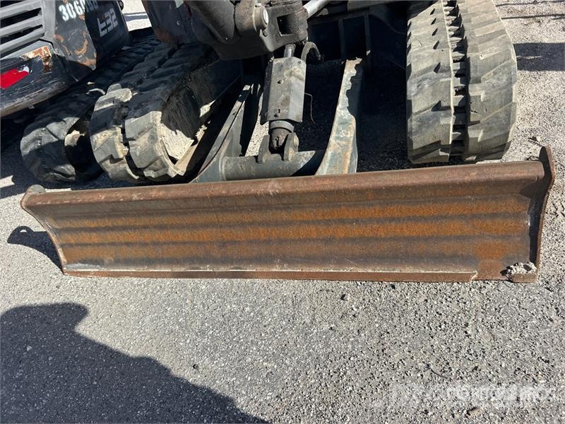 Bobcat E50 Mini Excavator ミニ油圧ショベル 7t以下(ミニユンボ・ミニディガー)