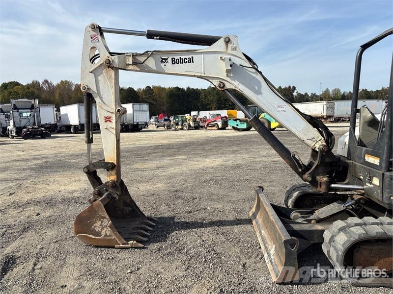 Bobcat E50 Mini Excavator 小型挖掘机