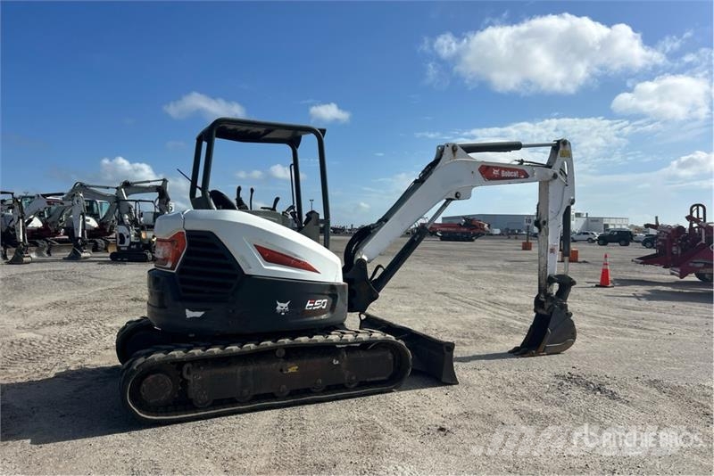 Bobcat E50 Mini Excavator Mini excavators < 7t