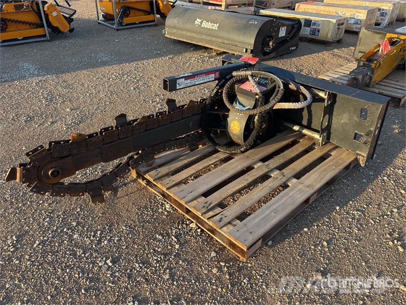 Bobcat LT313 50 in Skid Steer Trencher Zanjadoras