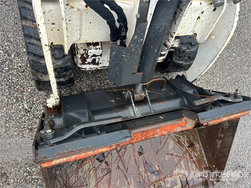 Bobcat MT100 Mini Compact Track Loader Kompaktlader