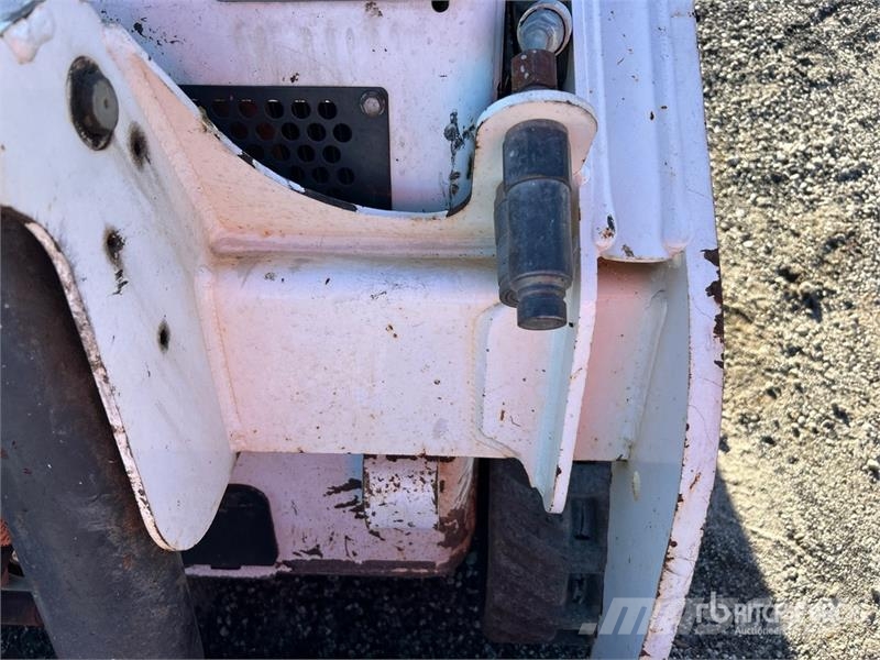 Bobcat MT100 Mini Compact Track Loader Kompaktlader