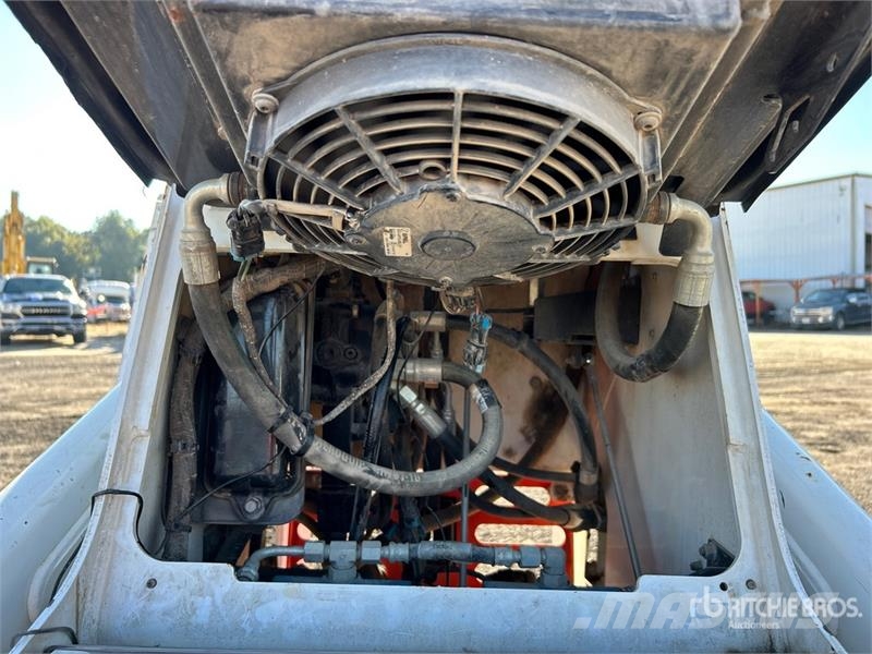 Bobcat MT100 Mini Compact Track Loader Kompaktlader