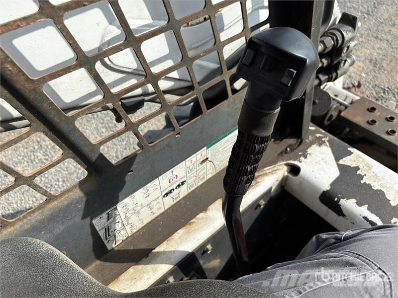 Bobcat S185 Міні-навантажувачі
