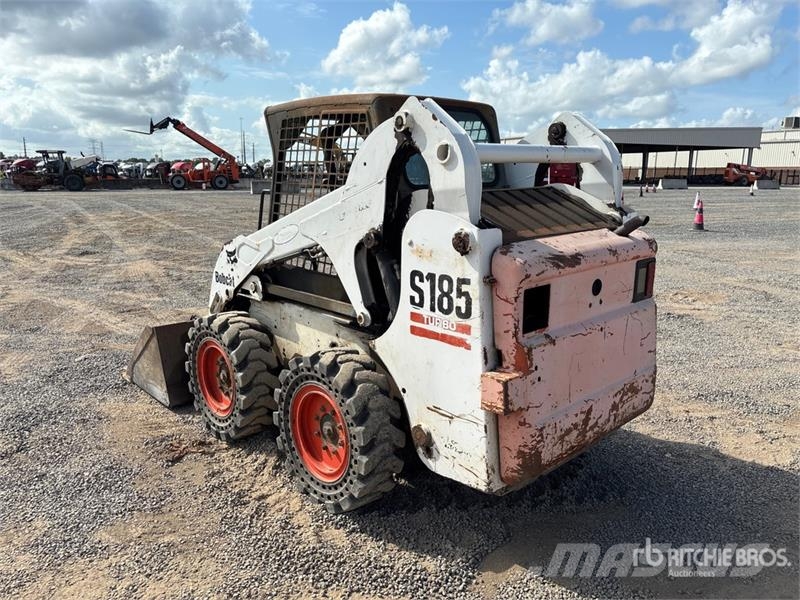 Bobcat S185 Міні-навантажувачі