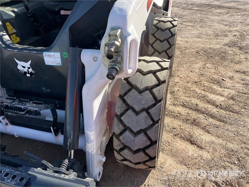 Bobcat S62 Skid Steer Loader Skid steer loaders