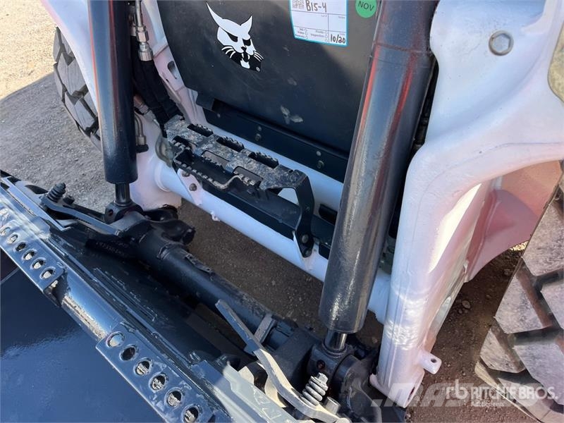 Bobcat S62 Skid Steer Loader Skid steer loaders