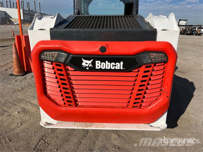 Bobcat S62 Skid Steer Loader Skid steer loaders
