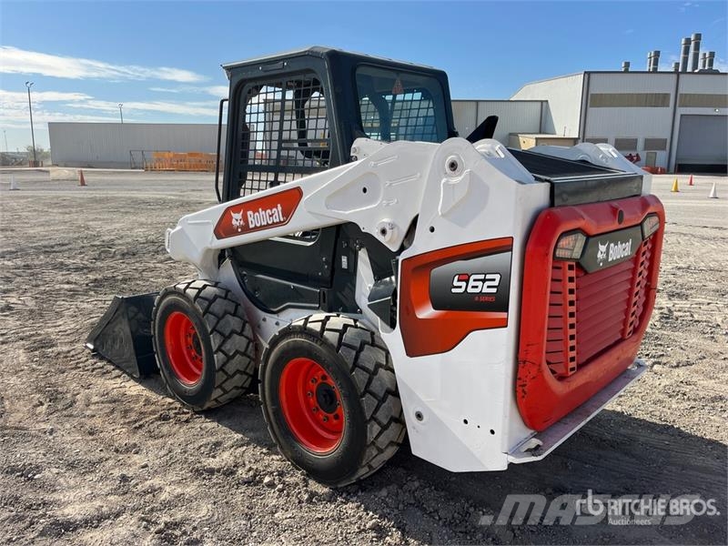 Bobcat S62 Skid Steer Loader Skid steer loaders