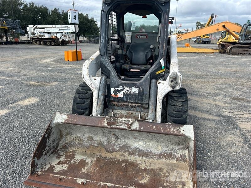 Bobcat S62 Two-Speed Skid Steer Loader Kompaktrakodók