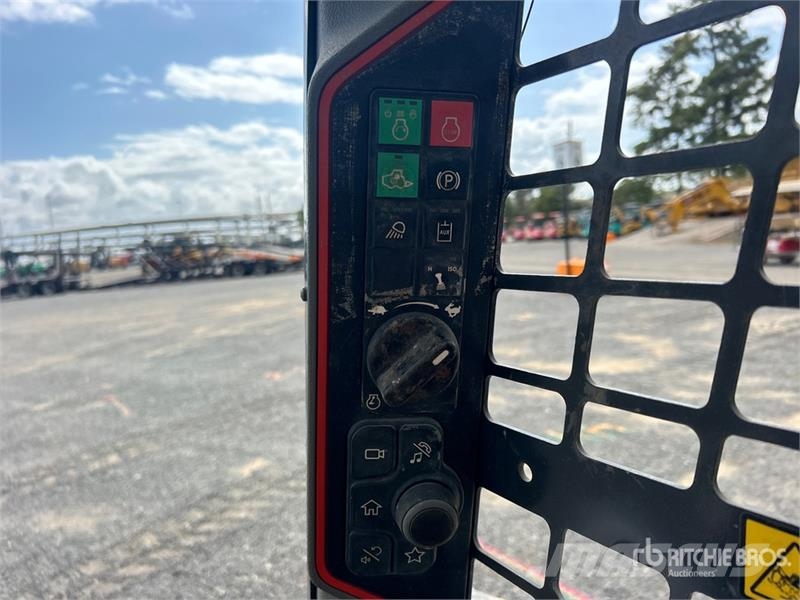 Bobcat S62 Two-Speed Skid Steer Loader Kompaktrakodók
