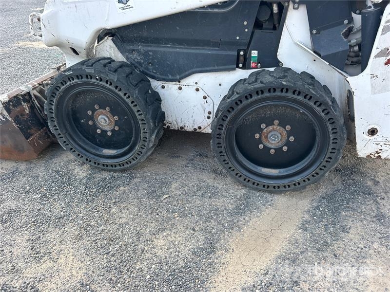 Bobcat S62 Two-Speed Skid Steer Loader Kompaktrakodók