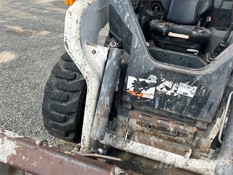 Bobcat S62 Two-Speed Skid Steer Loader Kompaktrakodók