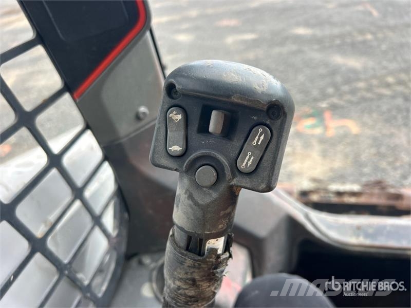 Bobcat S62 Two-Speed Skid Steer Loader Kompaktrakodók