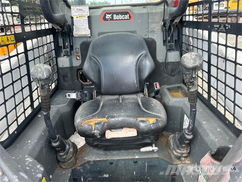 Bobcat S62 Two-Speed Skid Steer Loader Kompaktrakodók
