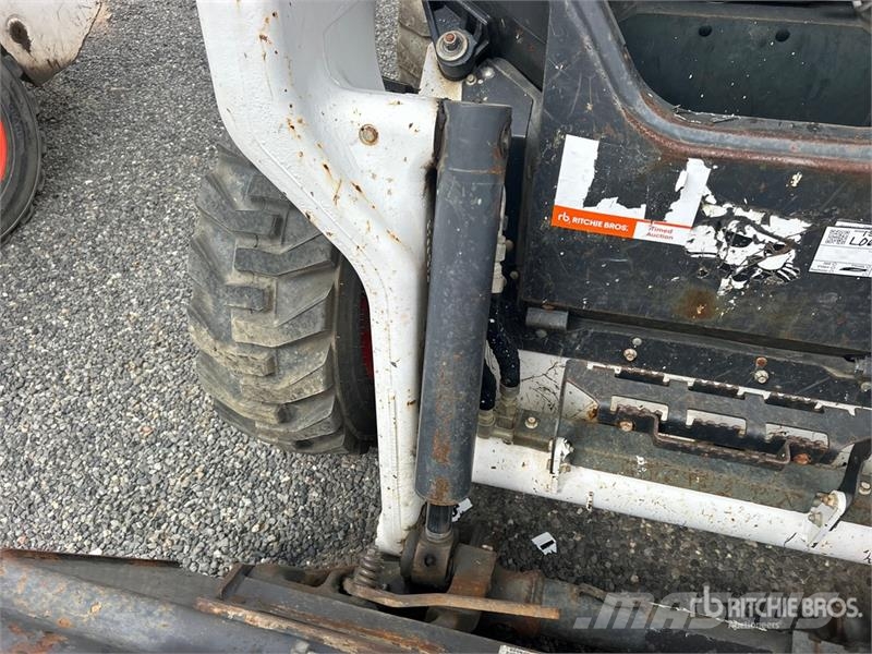 Bobcat S64 Two-Speed Skid Steer Loader Kompaktrakodók