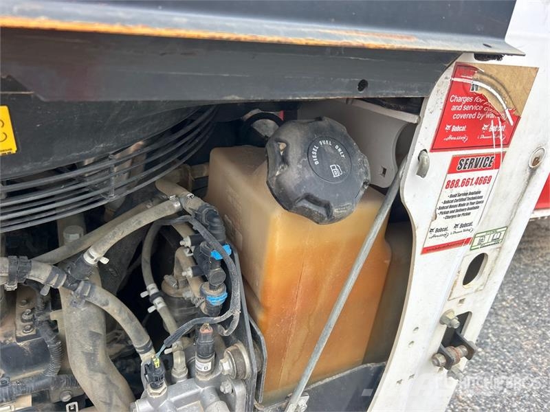 Bobcat S64 Two-Speed Skid Steer Loader Kompaktrakodók