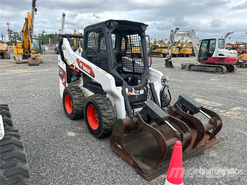 Bobcat S64 Two-Speed Skid Steer Loader Kompaktrakodók