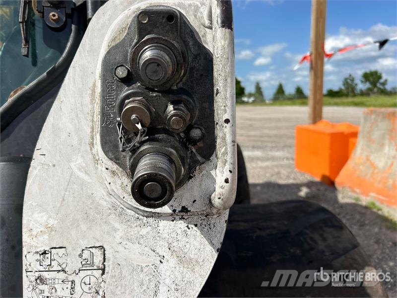 Bobcat S650 Skid steer mini nakladalci