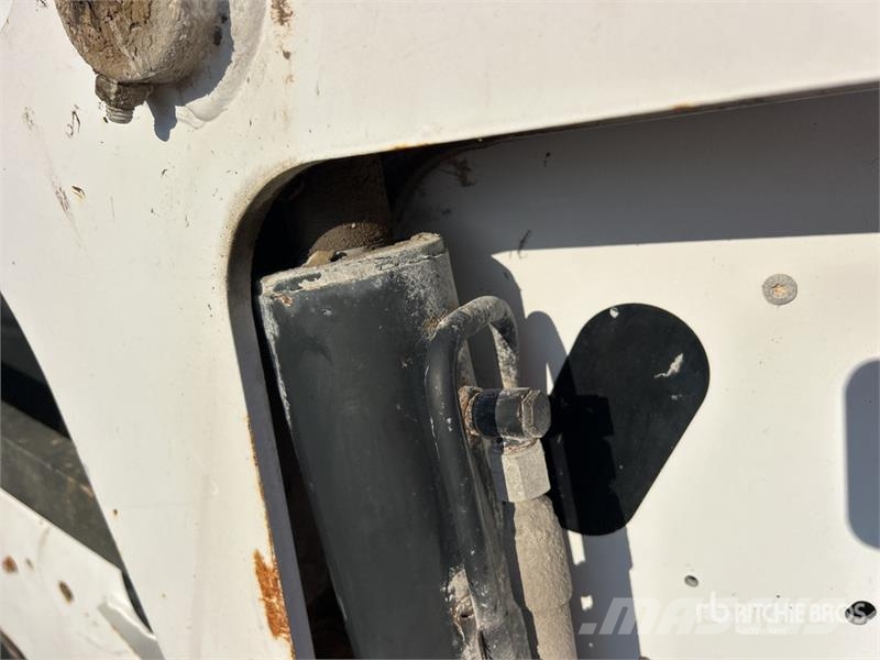 Bobcat S650 Skid steer mini nakladalci