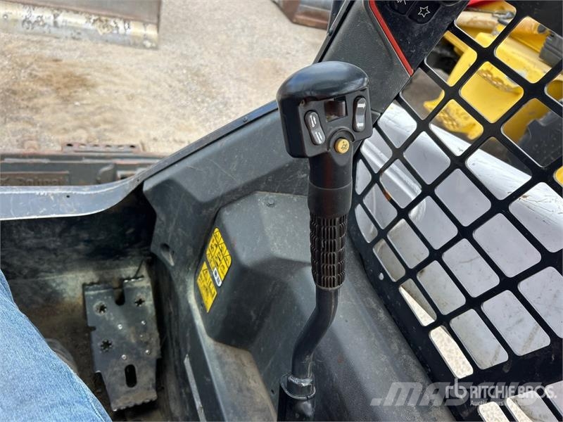 Bobcat S66 Two-Speed Skid Steer Loader Minicarregadeiras
