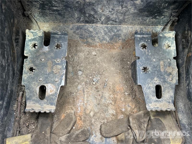 Bobcat S66 Two-Speed Skid Steer Loader Minicarregadeiras