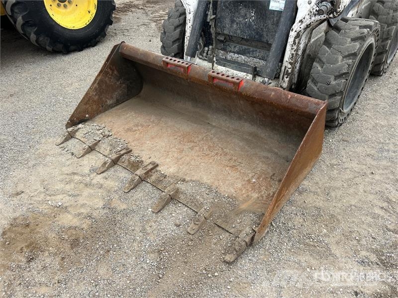 Bobcat S66 Two-Speed Skid Steer Loader Minicarregadeiras
