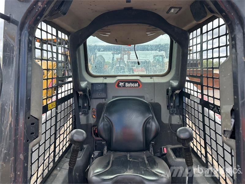 Bobcat S66 Two-Speed Skid Steer Loader Minicarregadeiras