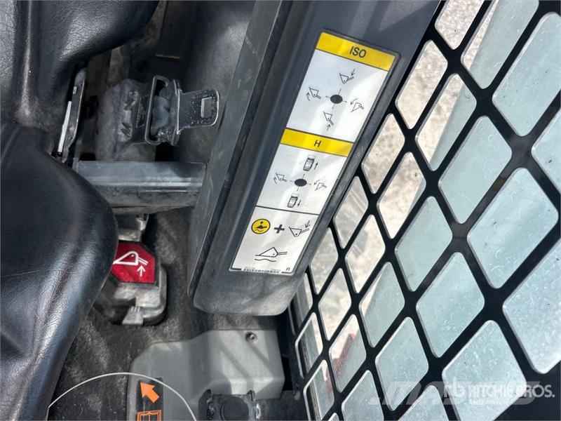 Bobcat S76 Skid Steer Loader Lietoti riteņu kompaktiekrāvēji