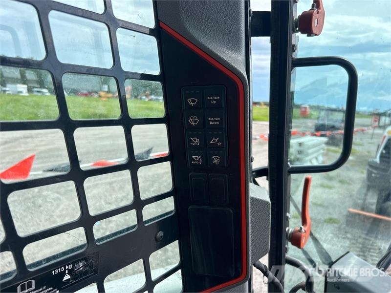 Bobcat S76 Skid Steer Loader Lietoti riteņu kompaktiekrāvēji