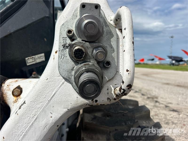 Bobcat S76 Skid Steer Loader Lietoti riteņu kompaktiekrāvēji