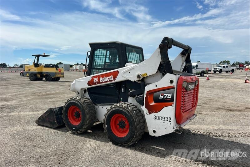 Bobcat S76 Skid Steer Loader Lietoti riteņu kompaktiekrāvēji