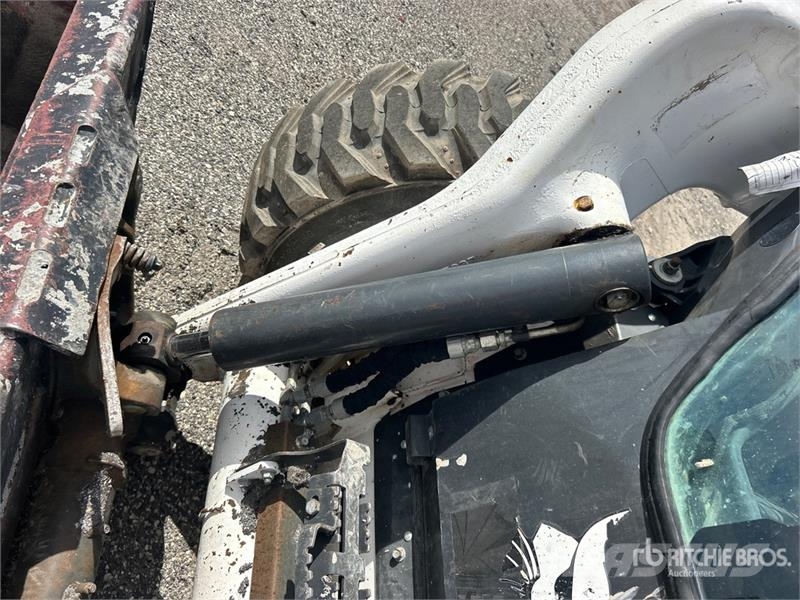 Bobcat S76 Skid Steer Loader Lietoti riteņu kompaktiekrāvēji