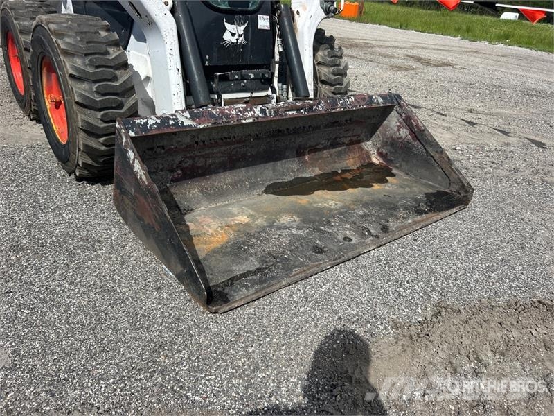 Bobcat S76 Skid Steer Loader Lietoti riteņu kompaktiekrāvēji