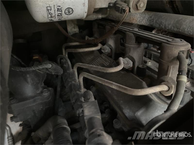 Bobcat S76 T4 Two-Speed Skid Steer Loader Minicargadoras