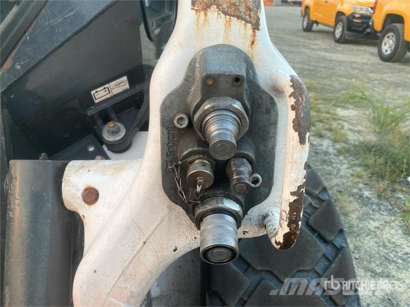 Bobcat S76 T4 Two-Speed Skid Steer Loader Minicargadoras