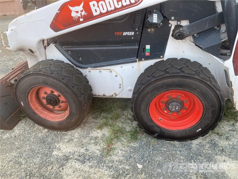 Bobcat S76 T4 Two-Speed Skid Steer Loader Minicargadoras