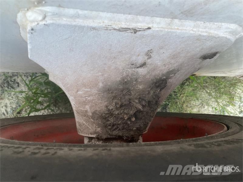 Bobcat S76 T4 Two-Speed Skid Steer Loader Minicargadoras