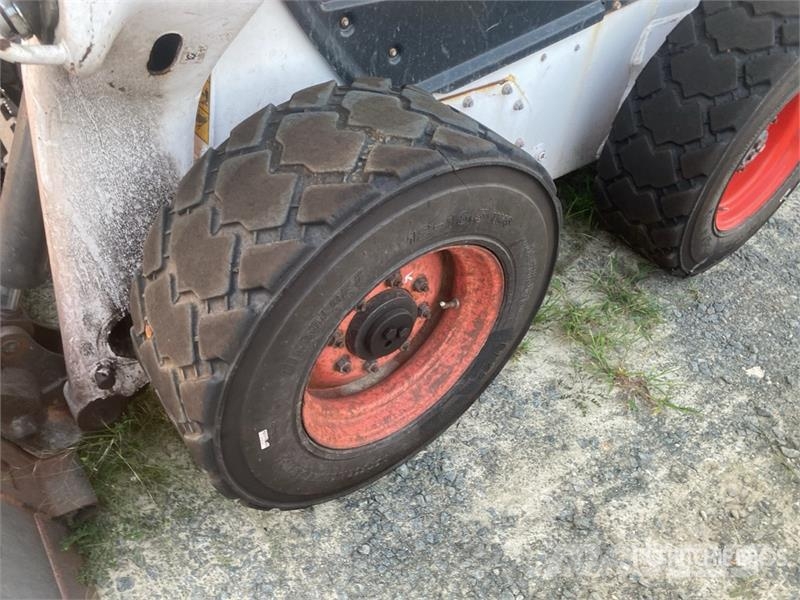 Bobcat S76 T4 Two-Speed Skid Steer Loader Minicargadoras