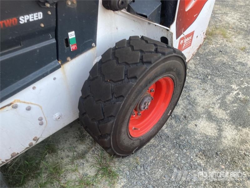 Bobcat S76 T4 Two-Speed Skid Steer Loader Minicargadoras
